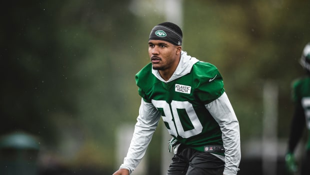 Jets defensive back Michael Carter II